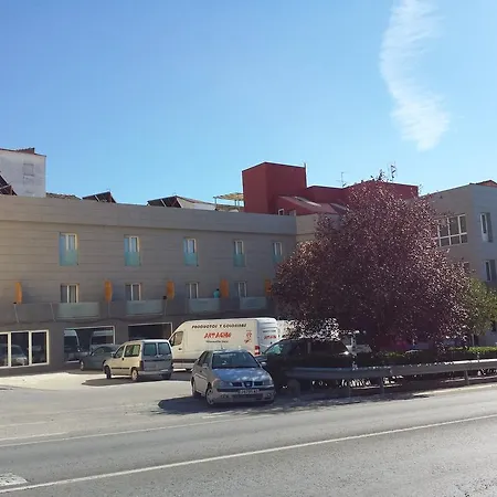 Hotel Sierra 3*