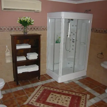 Sierra Hotel 3*